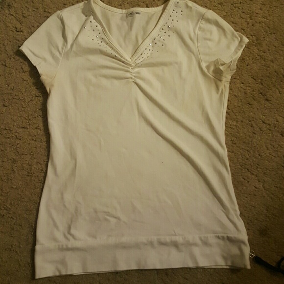 White shirt - Picture 1 of 2