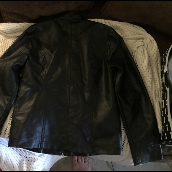 SOLD*****************************💥 LEATHER JACKET - Picture 2 of 4