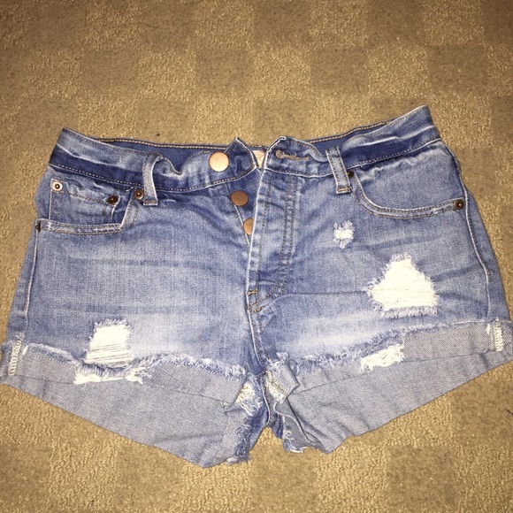 Medium Wash High Waisted Denim Shorts - Picture 1 of 3
