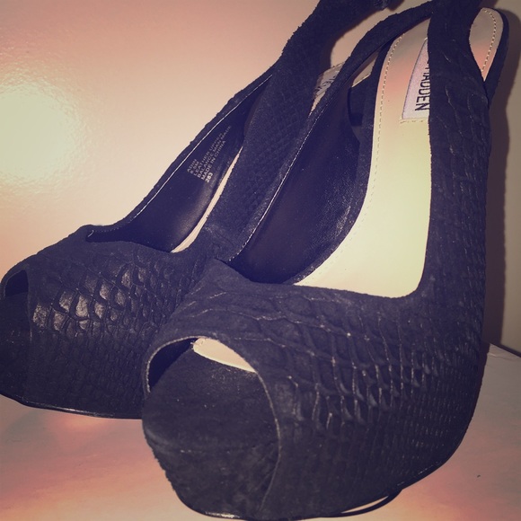 Steve Madden platform high heel shoes