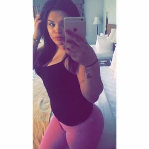 Meet your Posher, Alexandra