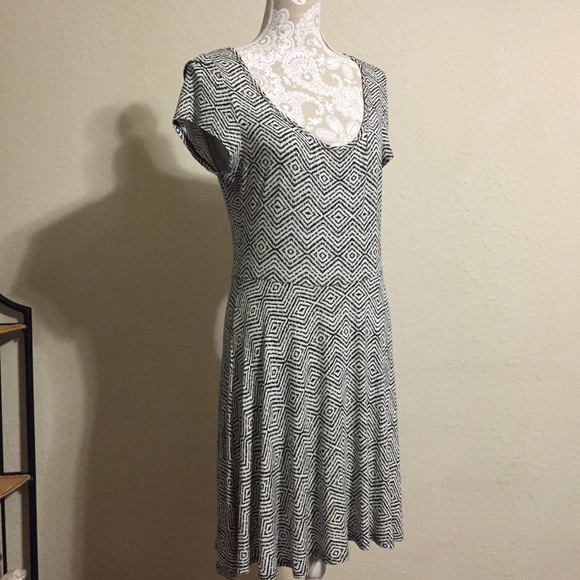 Black and white dress by Banana Lemon