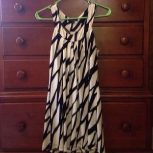 FLASH SALE 💕 Bold Racerback Dress