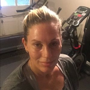 Meet your Posher, Carly