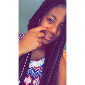 Meet your Posher, Harmony