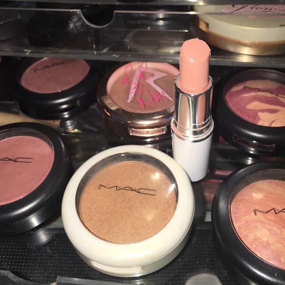 Mac LE collection blush and lipstick - Picture 1 of 4