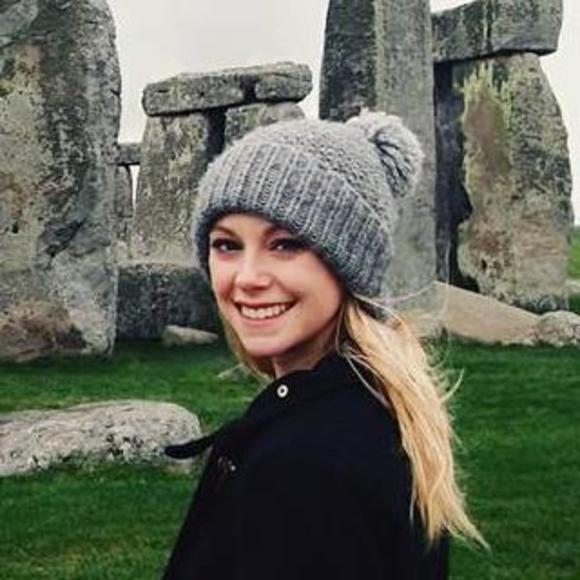 Meet your Posher, Lauren