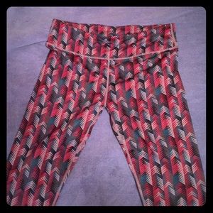 Fabletics athletic Capris, teal, reds, gray,size L