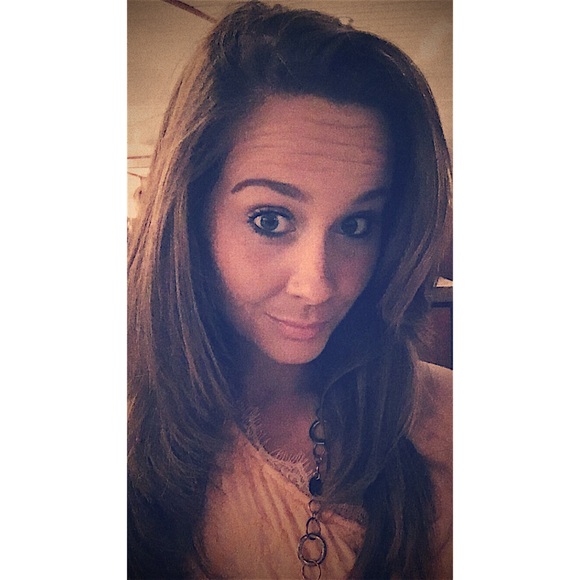 ✨Welcome To Mel’s!✨ - Picture 3 of 6