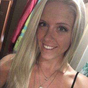 Meet your Posher, Molly