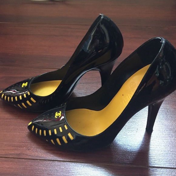 Chanel pumps - Picture 3 of 4