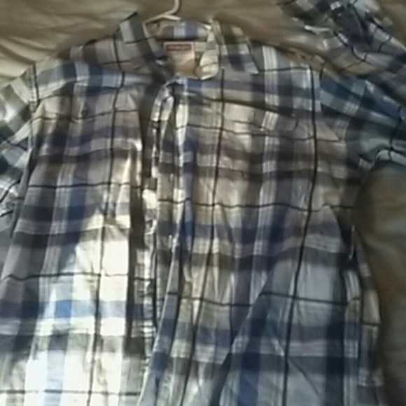 Mens dress shirt - Picture 1 of 2