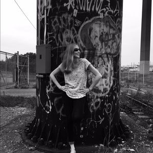 Meet your Posher, Jennifer