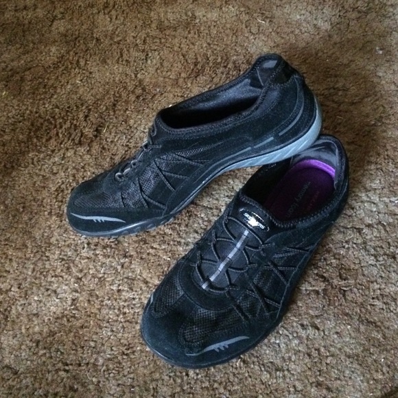 Sketchers tennies