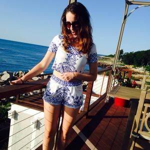 Selling Anthroplogie jumpsuit & Nine West heels!