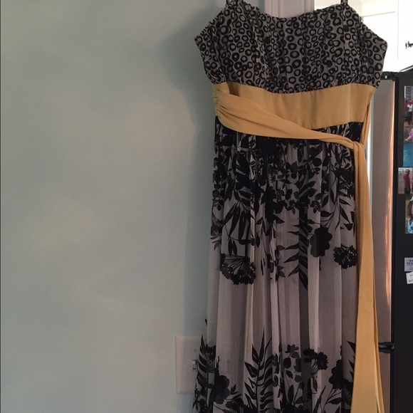 💛Max & Cleo Dress💛