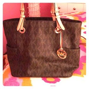 Michael kors purse