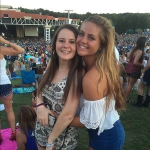 Meet your Posher, Allie