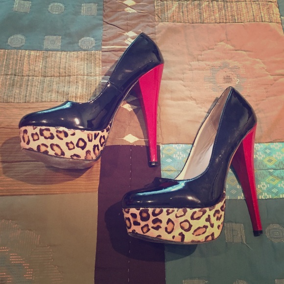 Super high Steve maddens