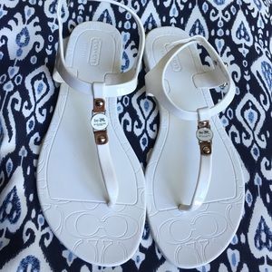 Coach t-strap jelly sandal size 6