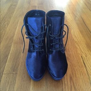 Steve Madden Booties