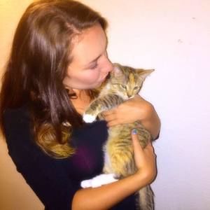 Meet your Posher, Claire