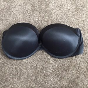 😎BLACK STRAPLESS BRA😎
