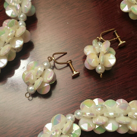 Vintage Necklace and Earrings Set - Picture 2 of 3