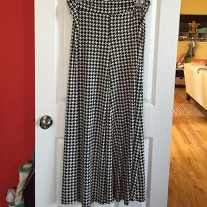 Black/white houndstooth Palazzo pants