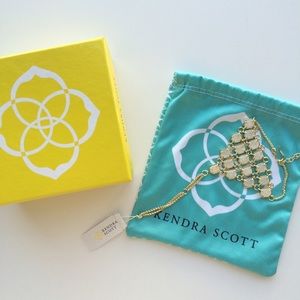 NWT Kendra Scott Abigail gold hand bracelet