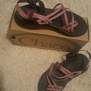 WOMENS CHACOS