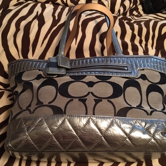 Coach gun metal metallic signature shoulder bag - Picture 1 of 4