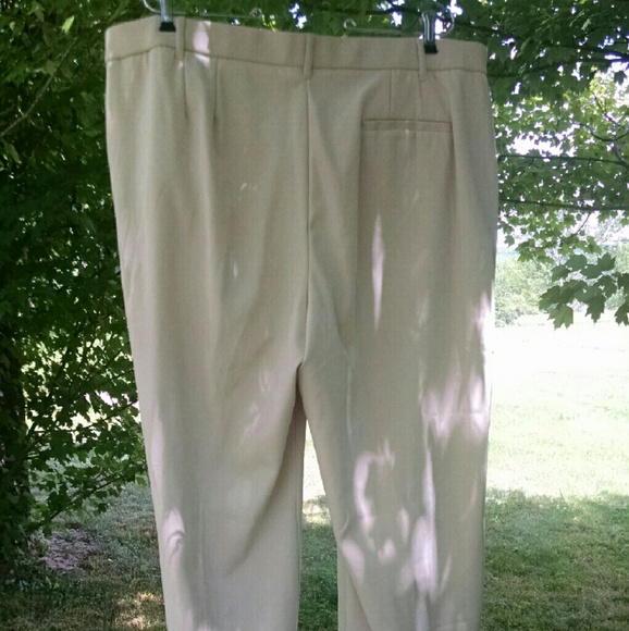 NWOT Cream/Beige Dress Trouser Pants