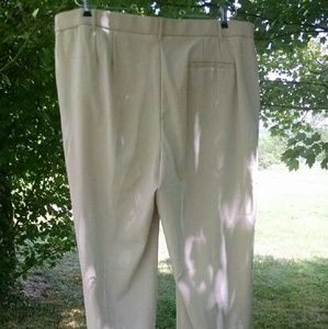 NWOT Cream/Beige Dress Trouser Pants