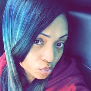 Meet your Posher, Toni