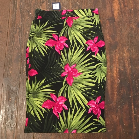 NWT tropical floral skirt
