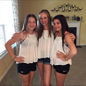 Meet your Posher, Angelina