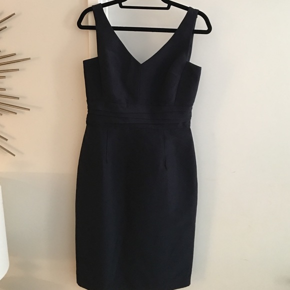 Kay Unger navy blue dress, lined and stitching