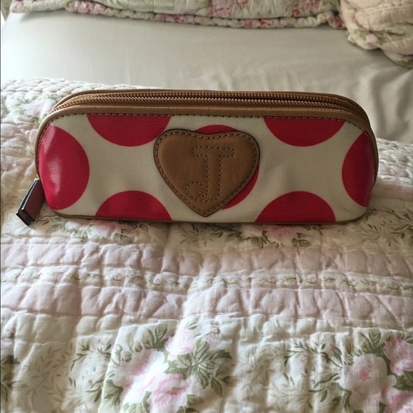 Juicy Couture Handbags - Juicy couture makeup case