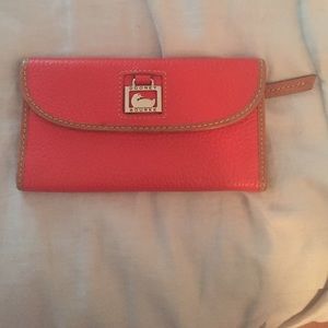 Dooney and Bourke wristlet