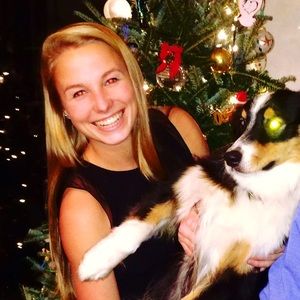 Meet your Posher, Kayla
