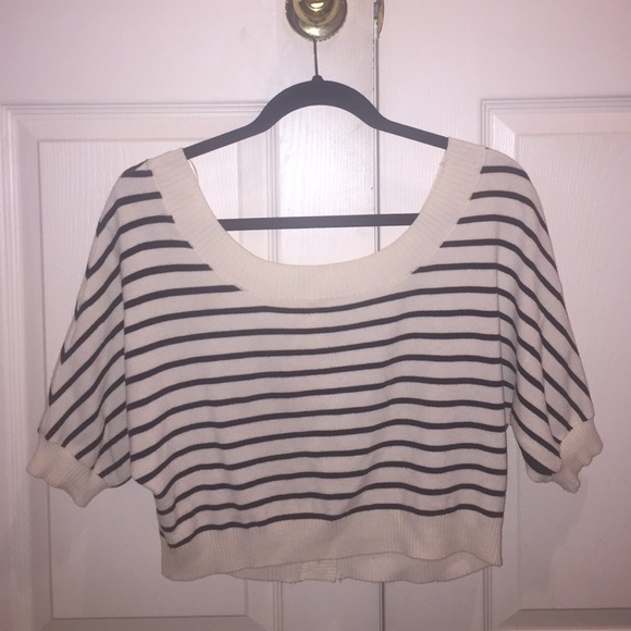 Guess crop sweater top worn maybe once!