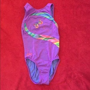 Gymnastics practice Leo