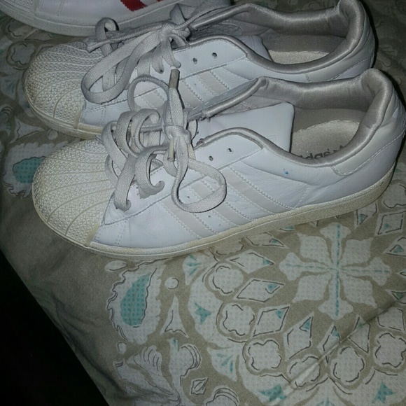 Adidas Originals (Shelltoes) - Picture 1 of 2
