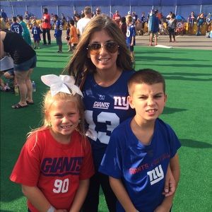 Meet your Posher, Nicole