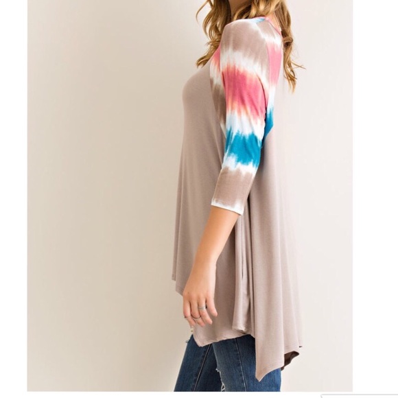 ❗️LAST M❗️Tie dye sleeves solid raglan top - Picture 3 of 4