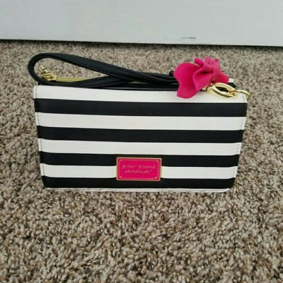 Betsey Johnson wallet