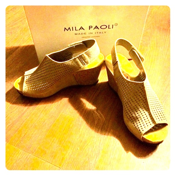 Mila Pioli Wedges
