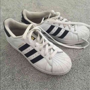adidas superstars