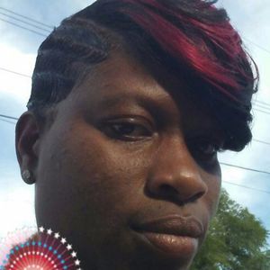 Meet your Posher, Latisha